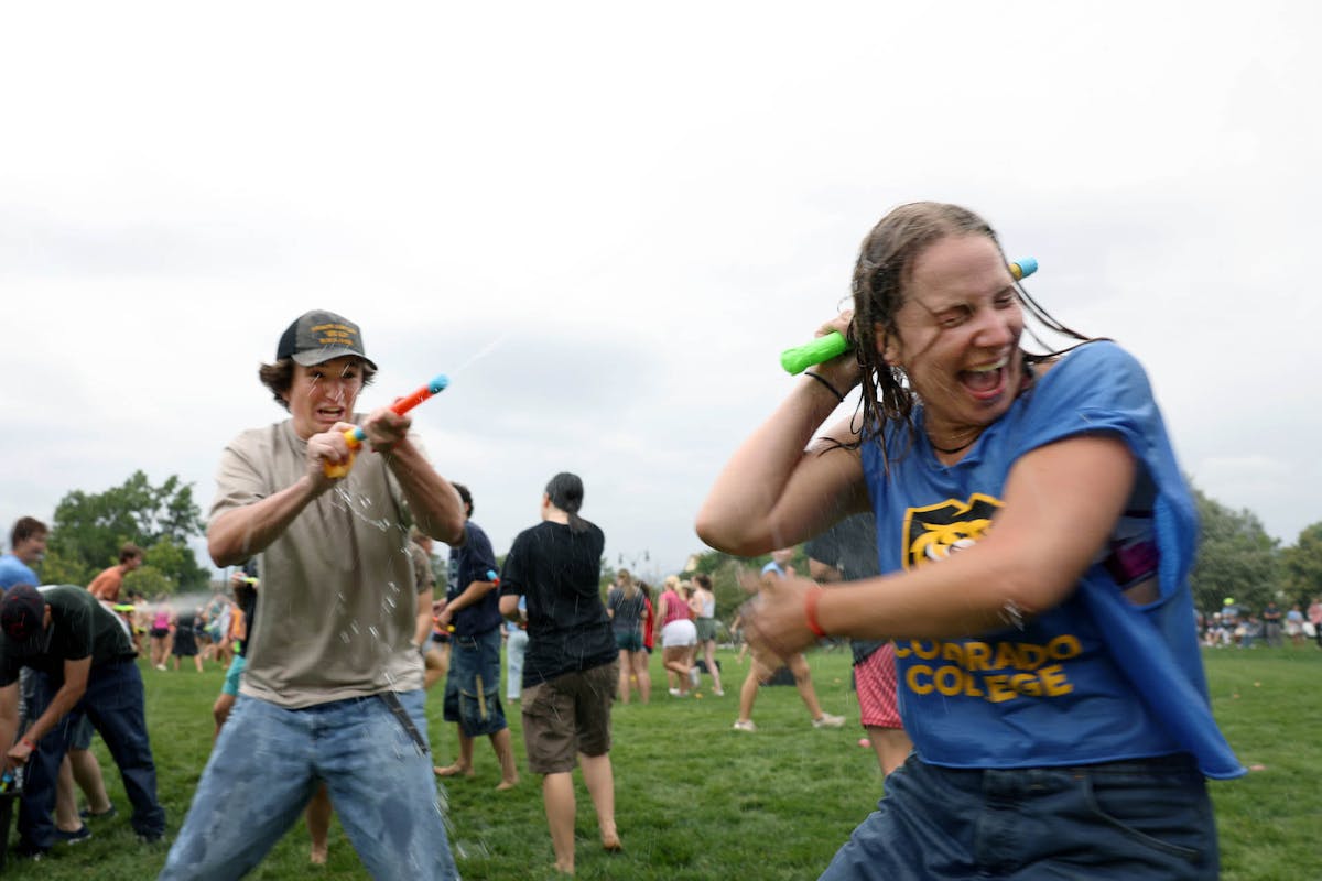 Students participate in the annual "Splash Bash" during New Student Orientation. Photo by Jamie Cotten / Colorado College